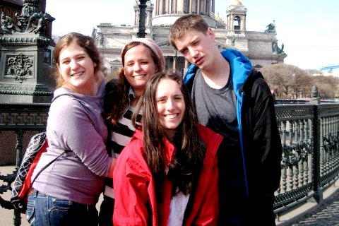 Twelve students travel to Russia for spring break