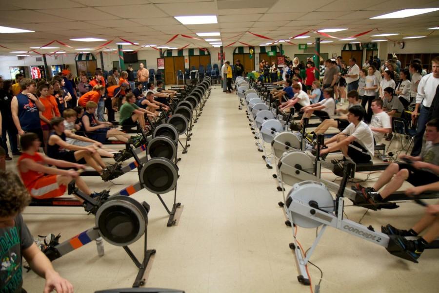 Crew raises money for Stop Hunger Now during 2013 "Erg-A-Thon"