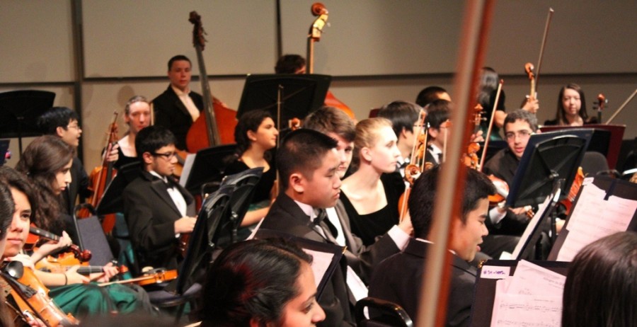 Langley Orchestra performs at Italian Pyramid Concert